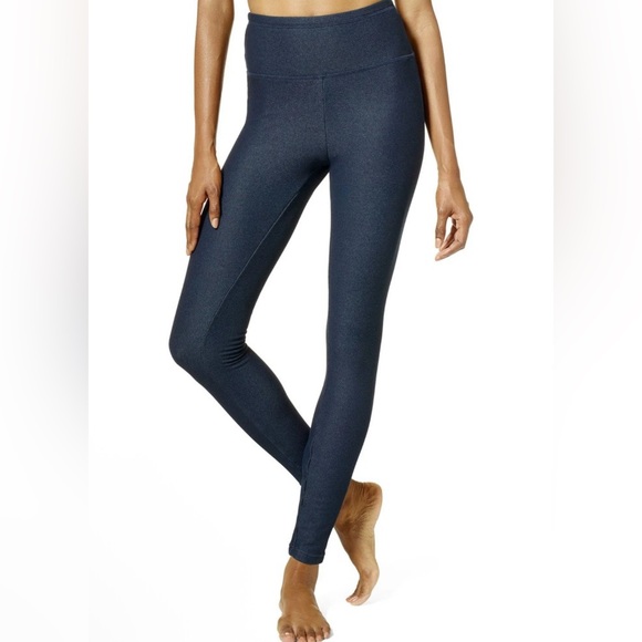 HUE Women's Soft Furry-Lined Comfort Stretch Leggings Sz XL Midnight Rinse - Picture 1 of 6